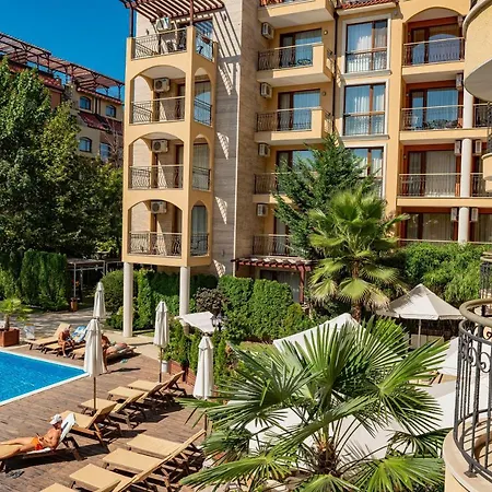 公寓 Menada Harmony 阳光海滩